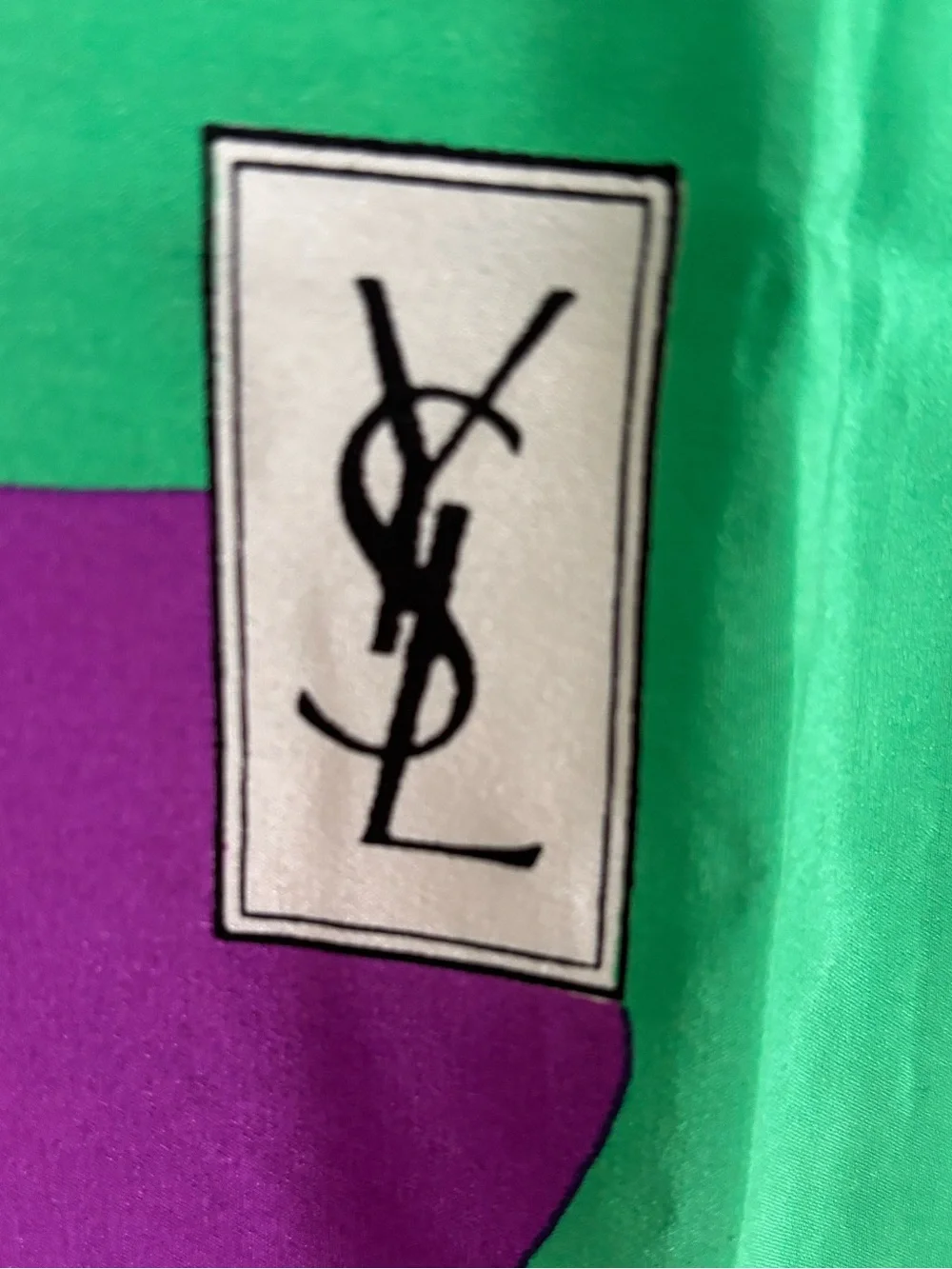 YSL YVES ST. LAURENT  Vintage Silk Scarf